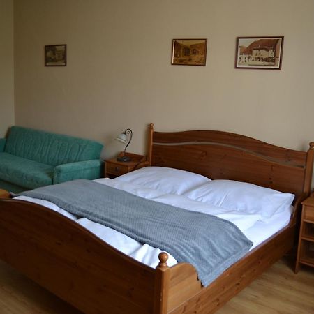 Apartmán U krále - 2 Jicin Exterior foto