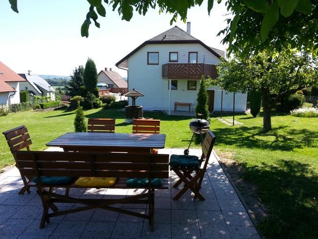 Apartmán U krále - 2 Jicin Exterior foto